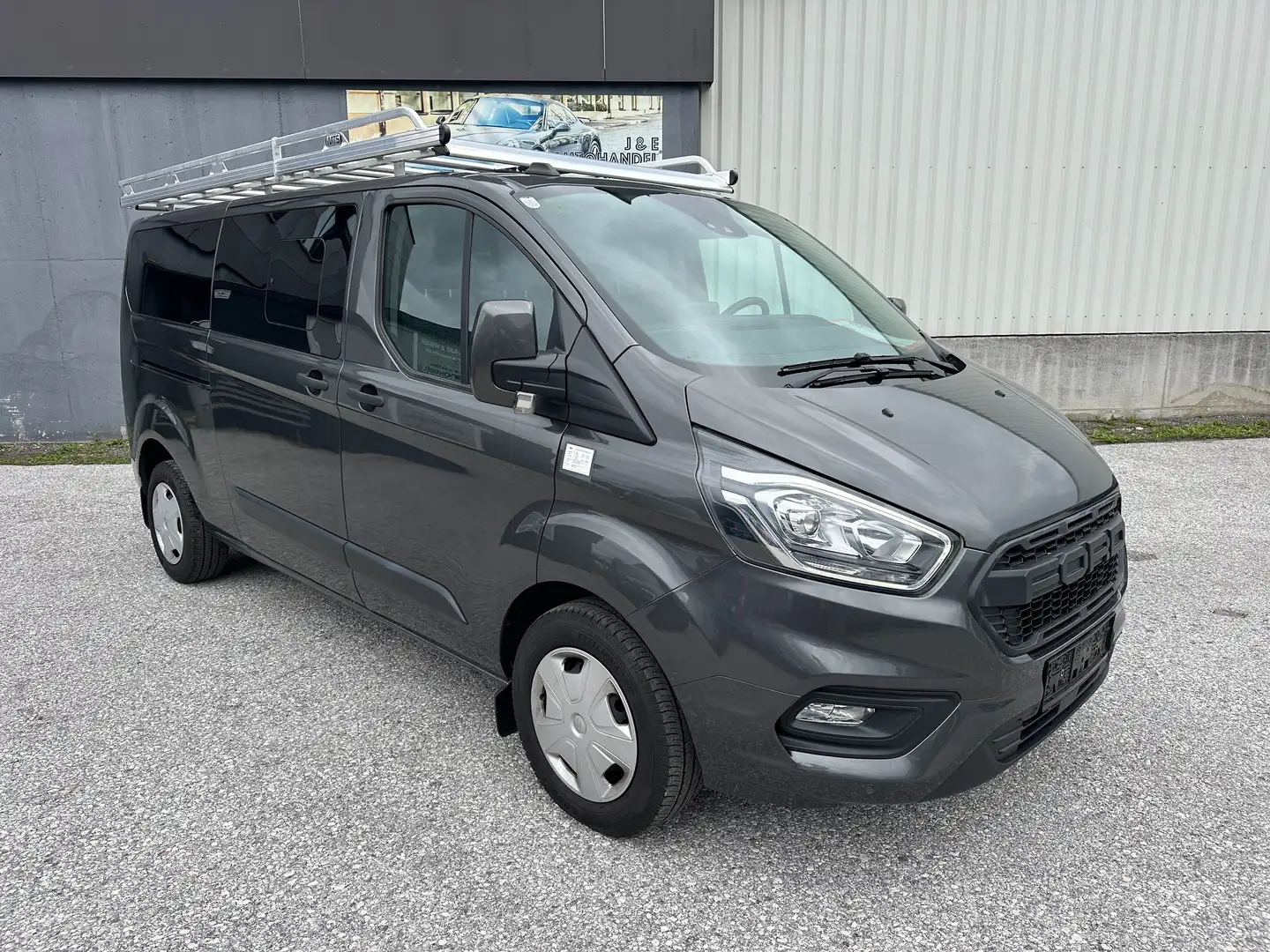 Ford Transit Custom Transit Custom 2.0 Diesel Grau - 1