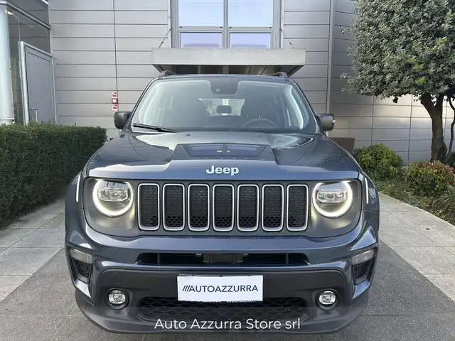 Jeep Renegade view 2