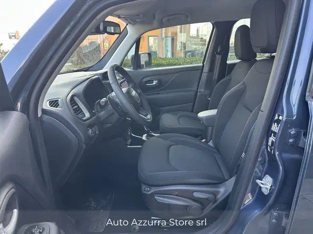 Jeep Renegade view 9