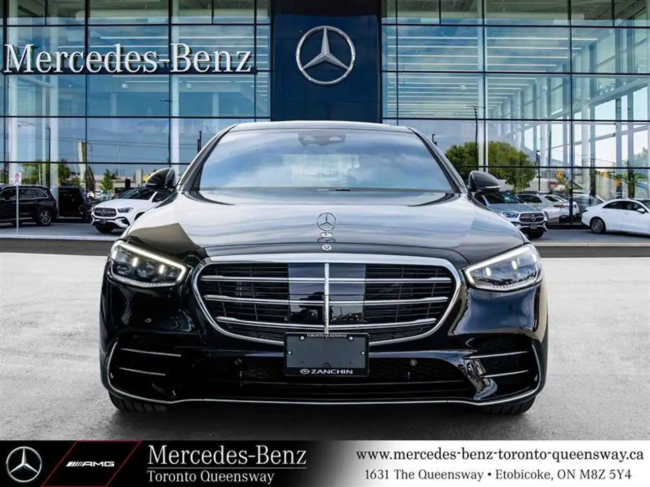 Mercedes-Benz S-Class снимка Mercedes-Benz S-Class