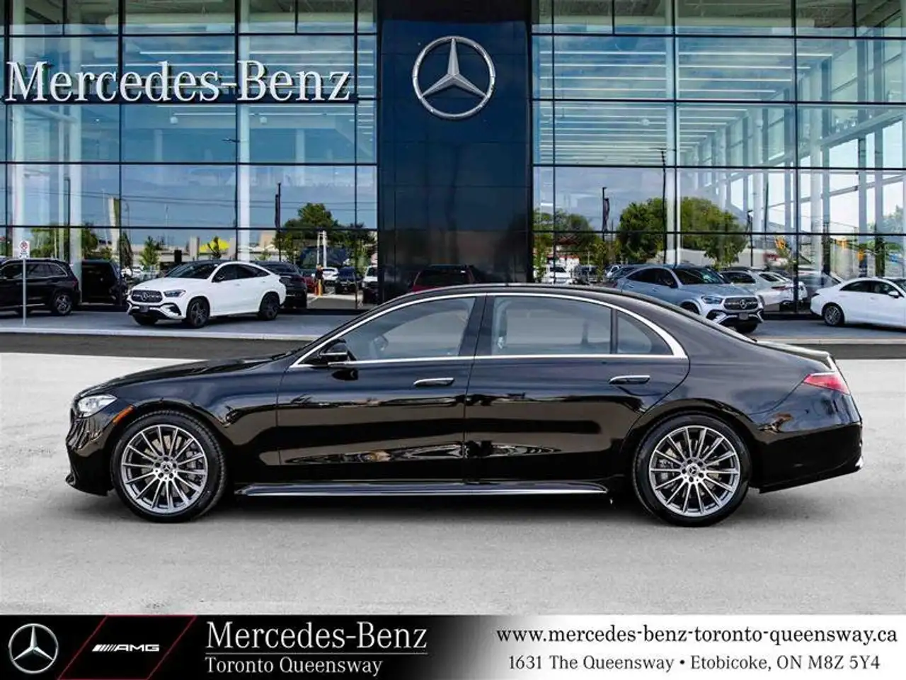 Mercedes-Benz S-Class снимка Mercedes-Benz S-Class
