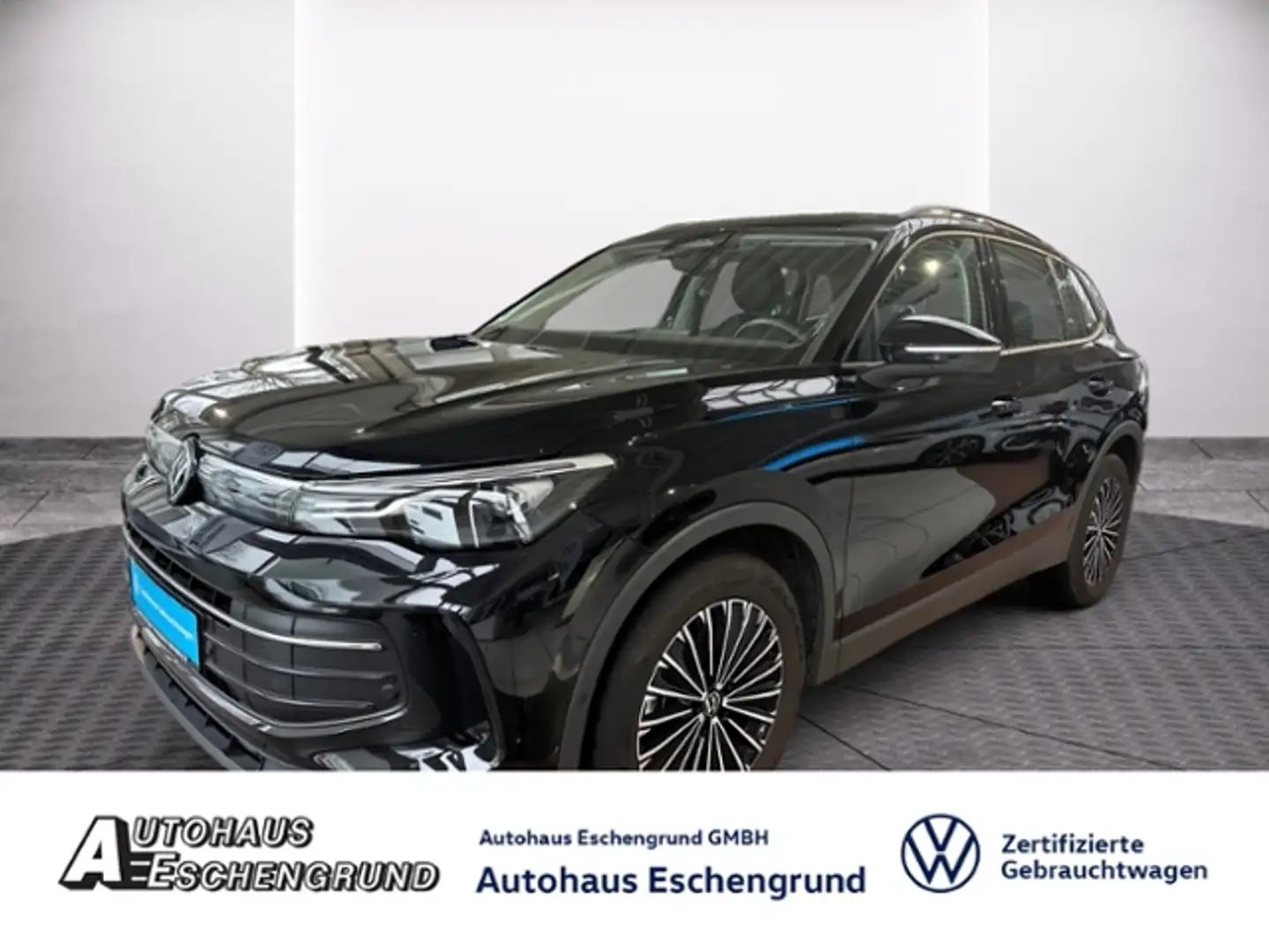 Volkswagen Tiguan 1.5 DSG LED NAVI AHK ACC GJR SHZ Schwarz - 1