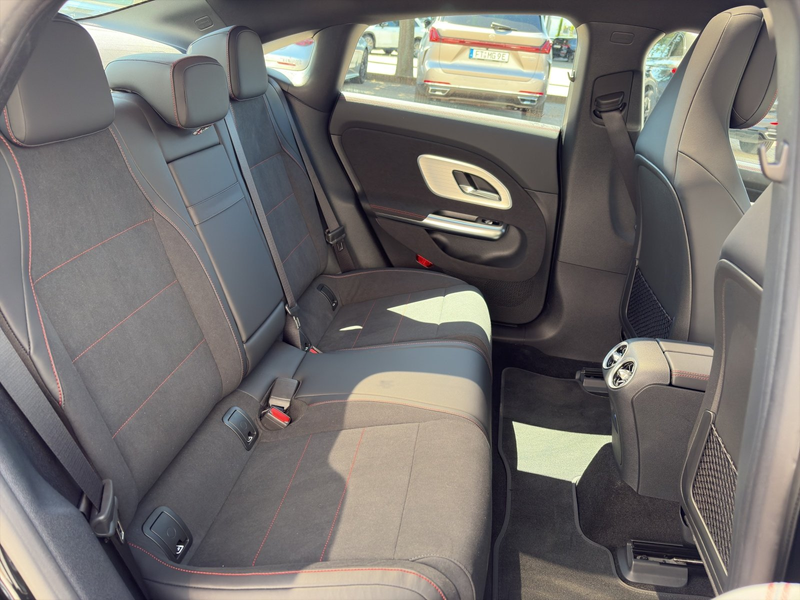 Mercedes-Benz CLA 250 + AMG 360° Burm Keyless DigiLight Standh — photo 10