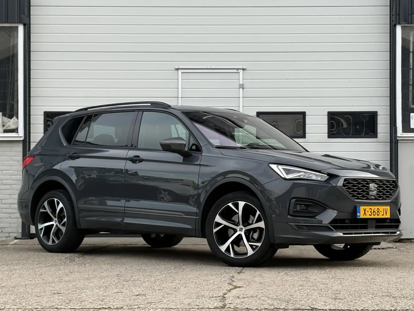 SEAT Tarraco 1.5 TSI DSG Automaat FR Business Intense 7prs | Fu Grijs - 1