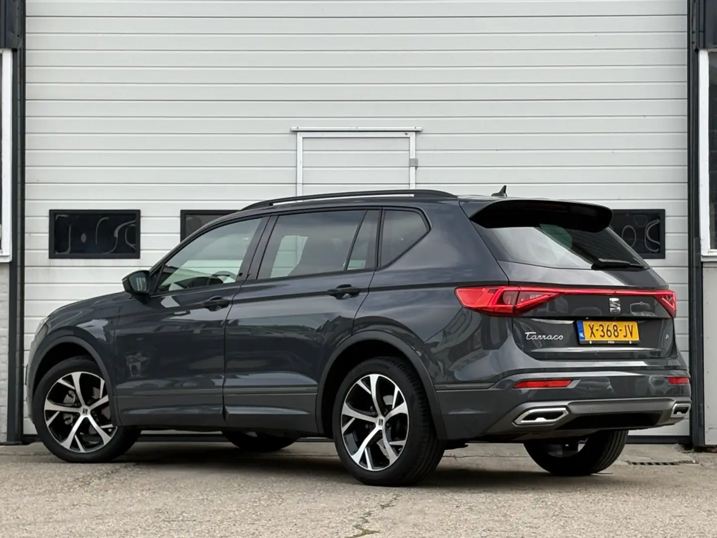 SEAT Tarraco 1.5 TSI DSG Automaat FR Business Intense 7prs | Fu Grijs - 2