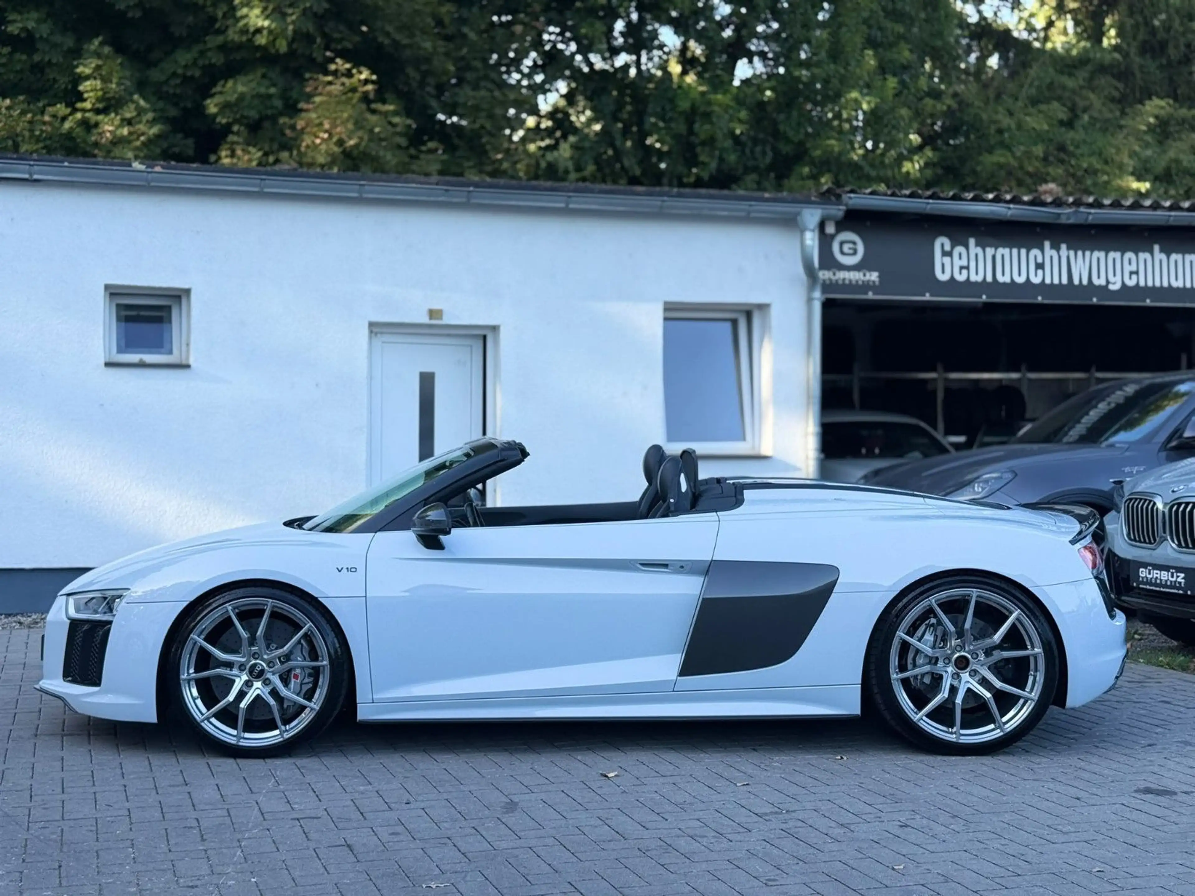 Audi R8 Spyder 5.2 FSI quattro plus — photo 11