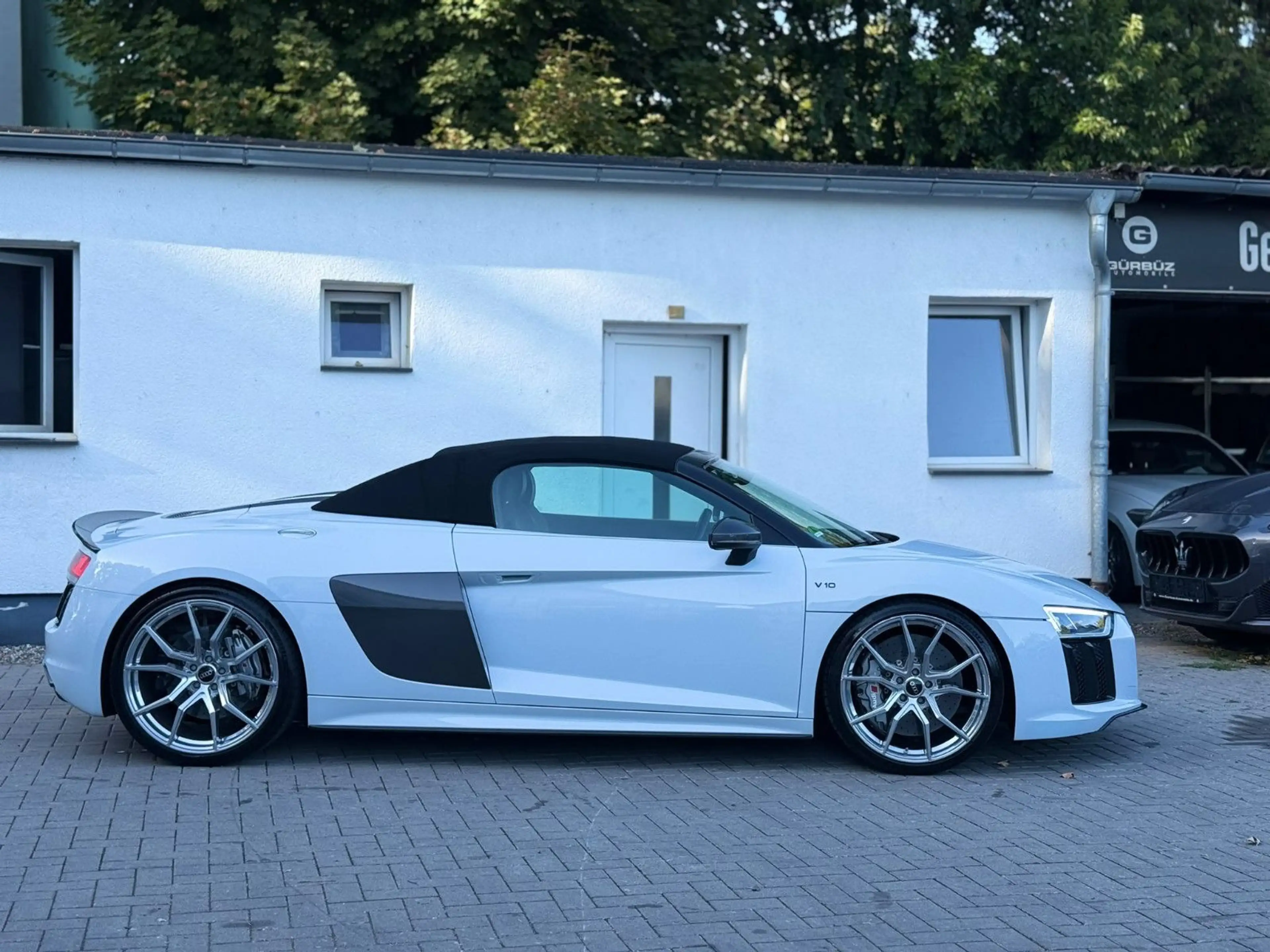 Audi R8 Spyder 5.2 FSI quattro plus — photo 13