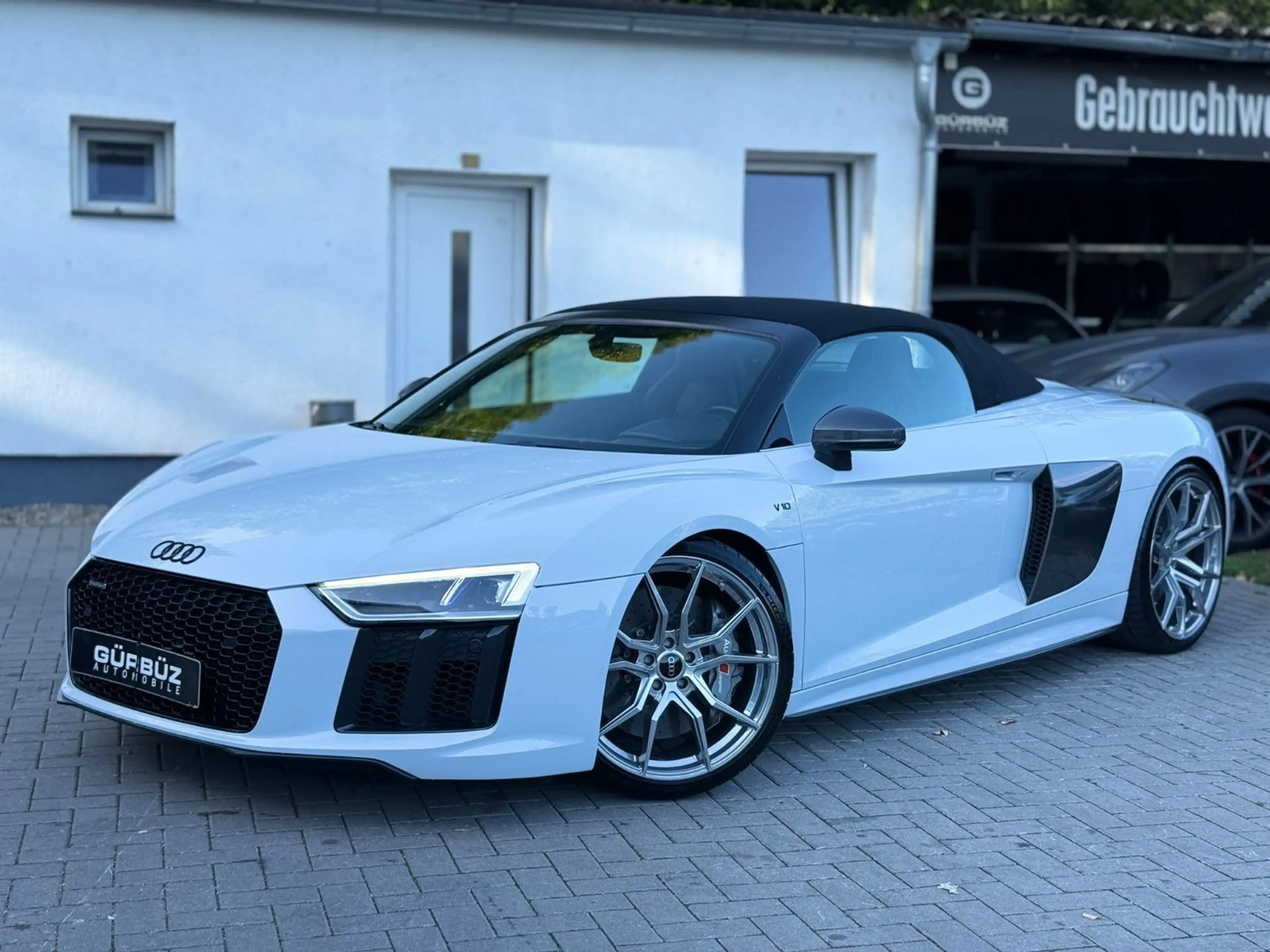 Audi R8 Spyder 5.2 FSI quattro plus — photo 3