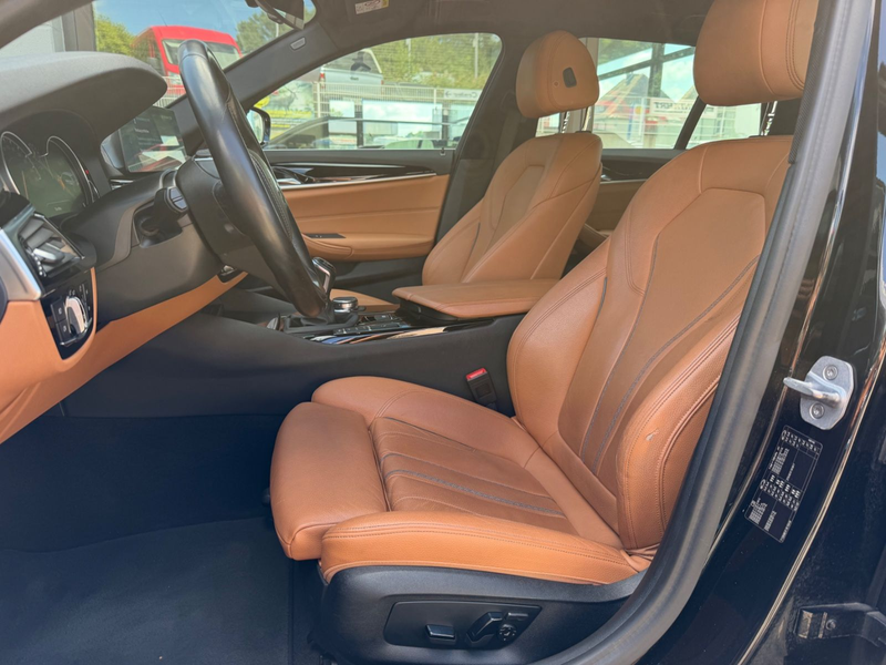 BMW 520 d Touring Sport Line — photo 12
