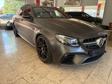 S-612 HP-Schwarz-Matt-Foliert-Voll-AMG-