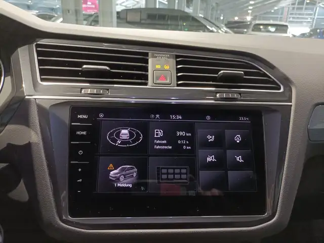Volkswagen Tiguan view 11