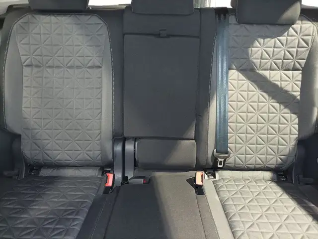 Volkswagen Tiguan view 15