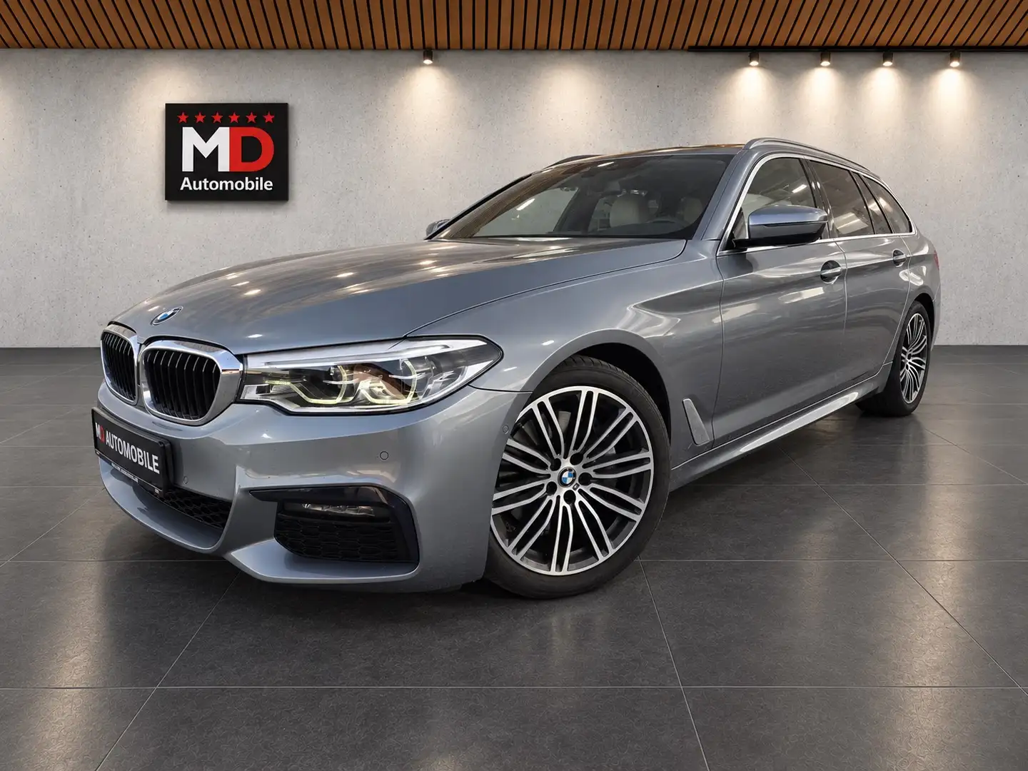 BMW 525 525 d M Sport Grau - 2
