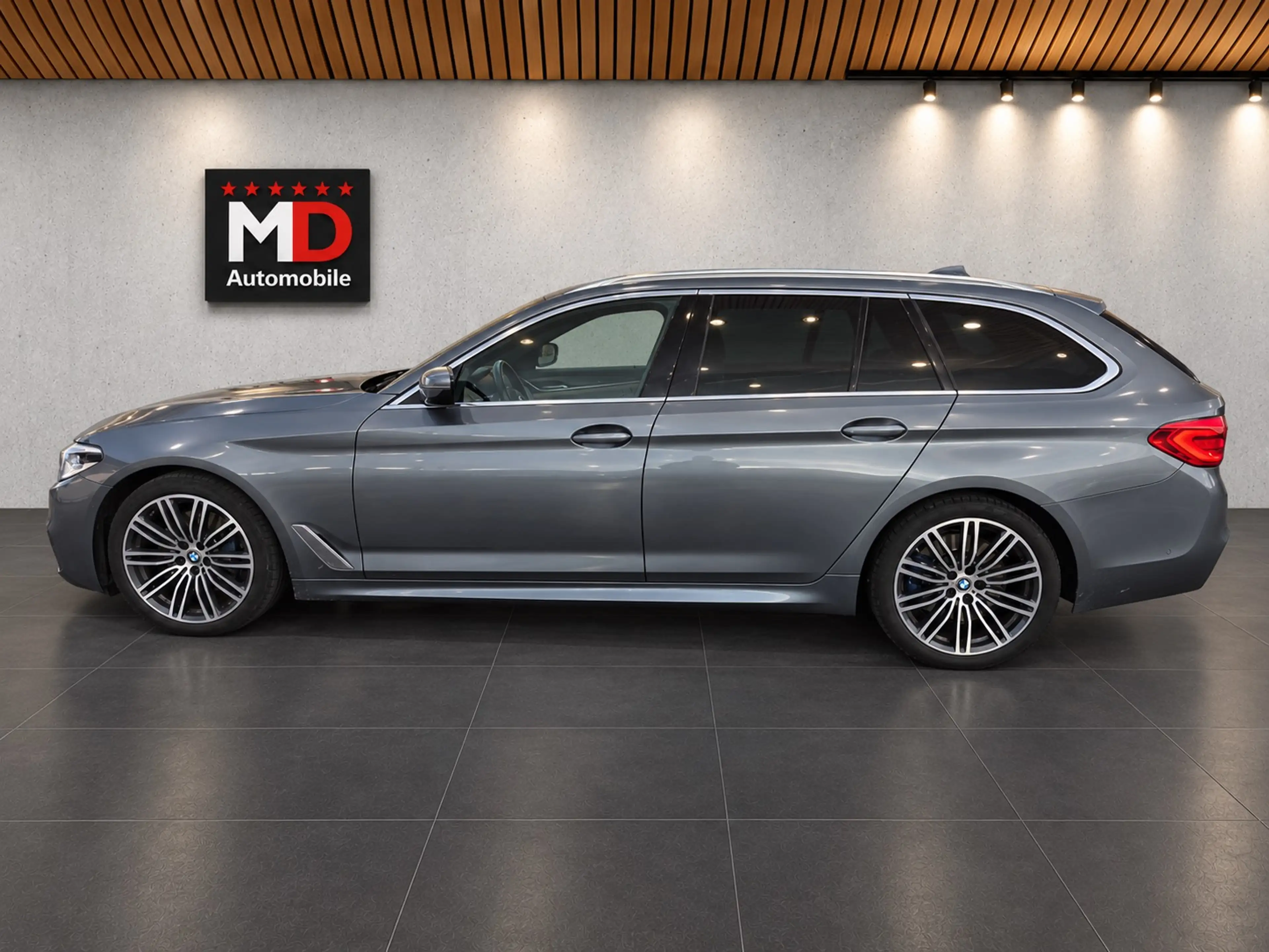 BMW 525 525 d M Sport — photo 10
