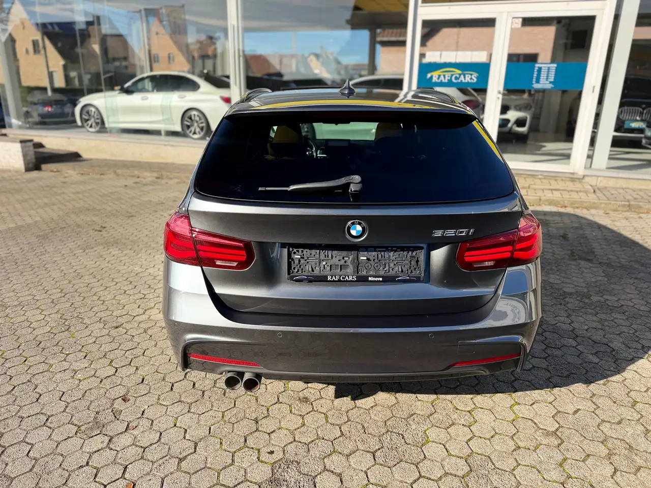 BMW 320i TOURING 184CH M SPORT
