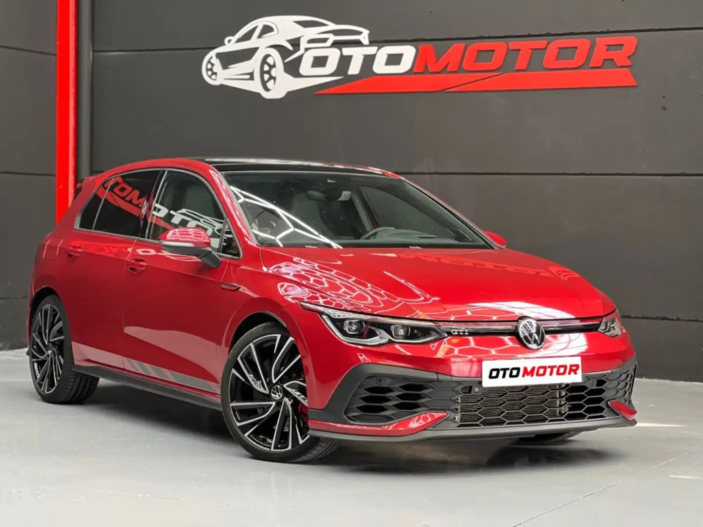 Volkswagen Golf GTI 2.0 TSI Clubsport DSG 221kW Rojo - 1