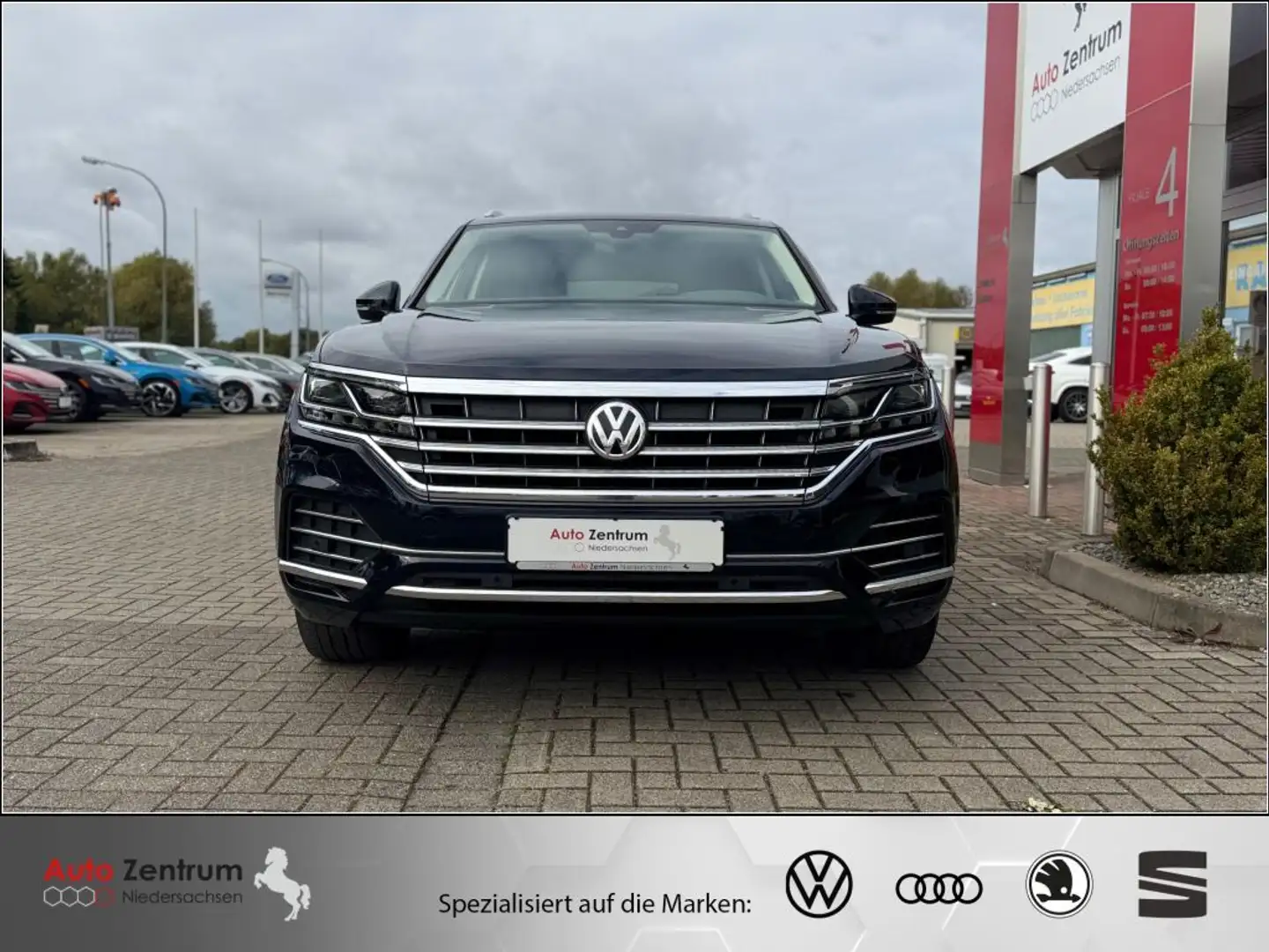 Volkswagen Touareg 3.0 V6 TDI 4M StandHz*AHK*PANO*DYNAUDIO*Massage Bleu - 2