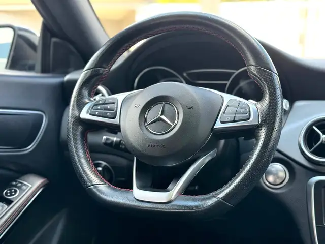 Mercedes-Benz Cla view 8