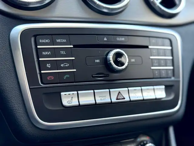 Mercedes-Benz Cla view 11