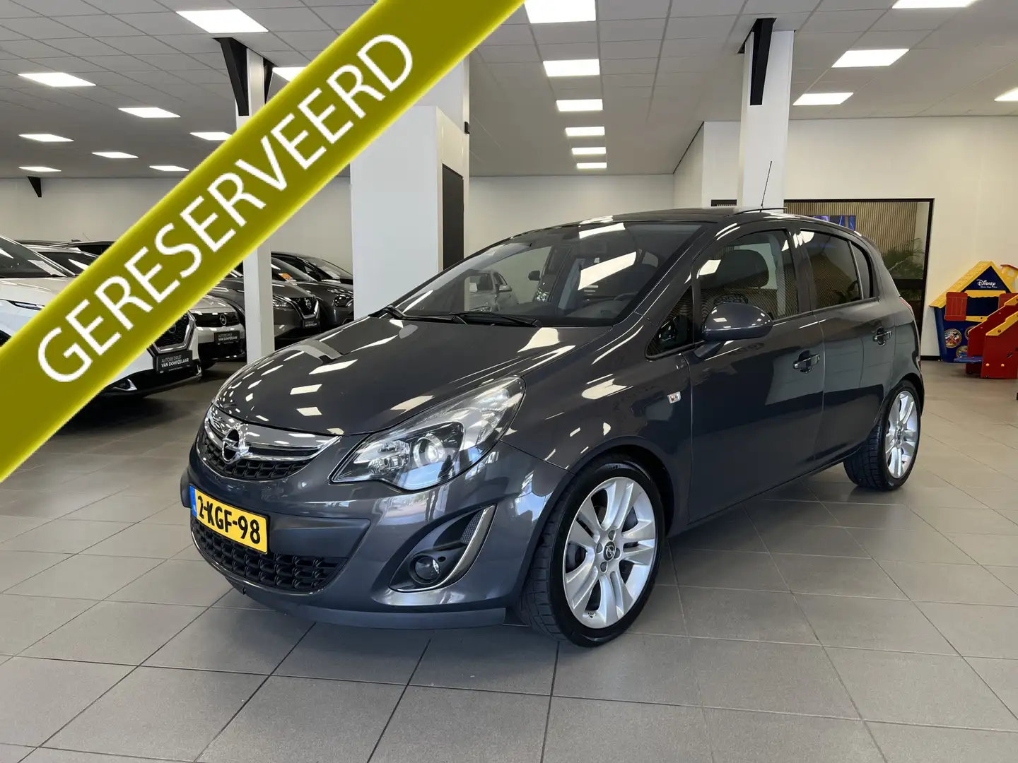 Opel Corsa 1.4-16V Cosmo 5-DRS / PANODAK / H.LEDER / AIRCO / Gris - 1