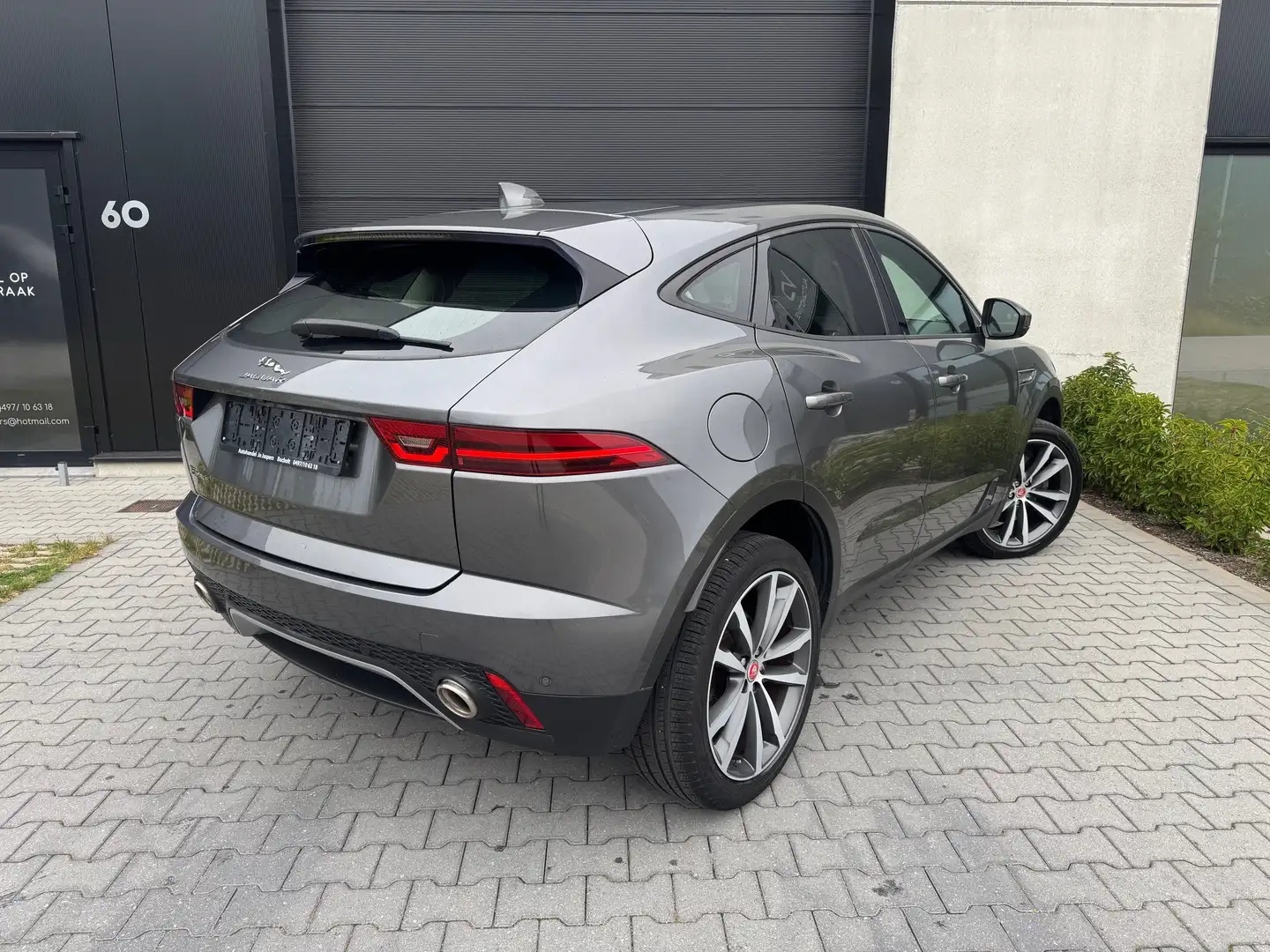 Jaguar E-Pace E-Pace P250 AWD Aut. SE - 2