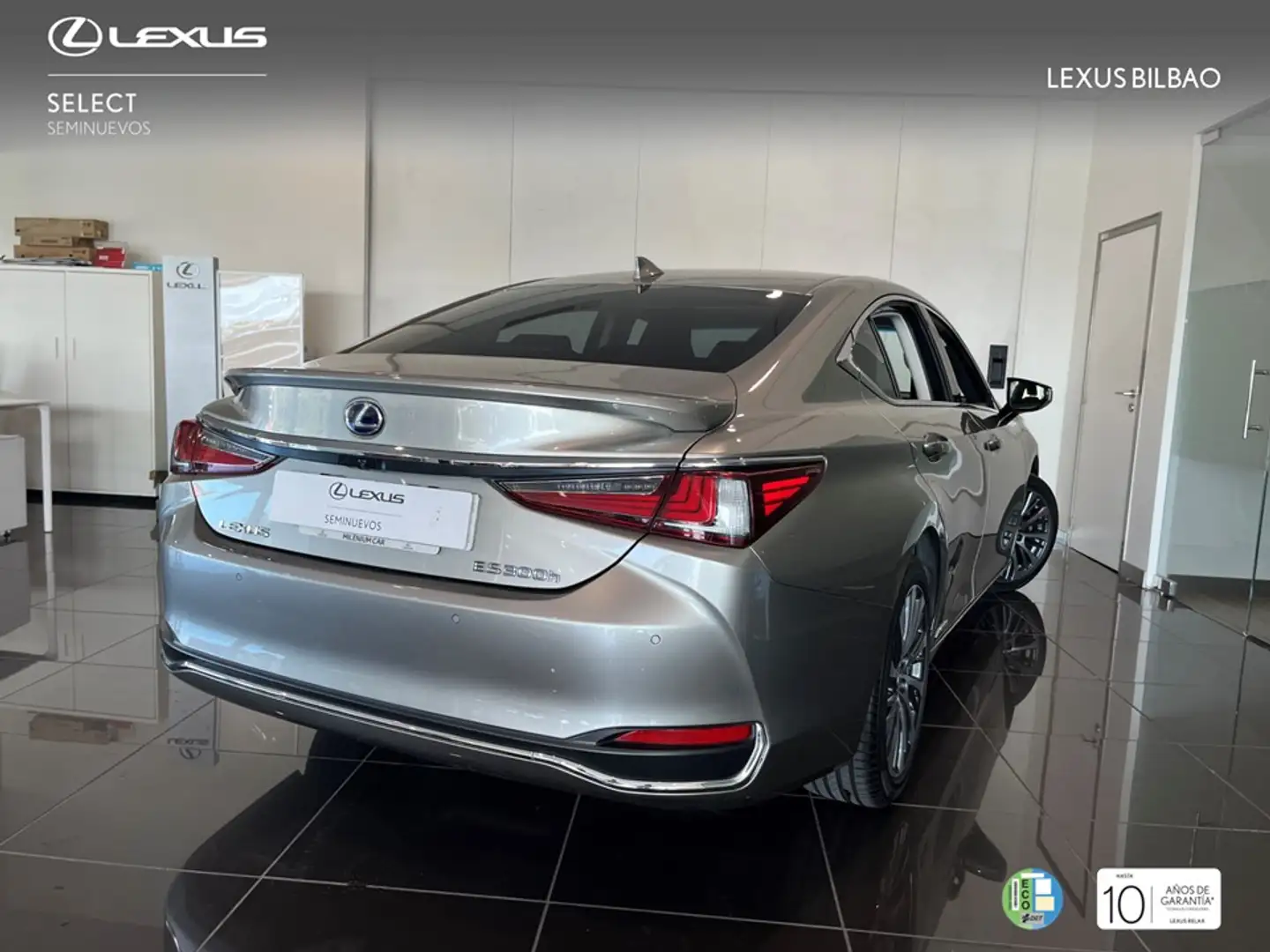 Lexus ES 300 300h Premium Zilver - 2