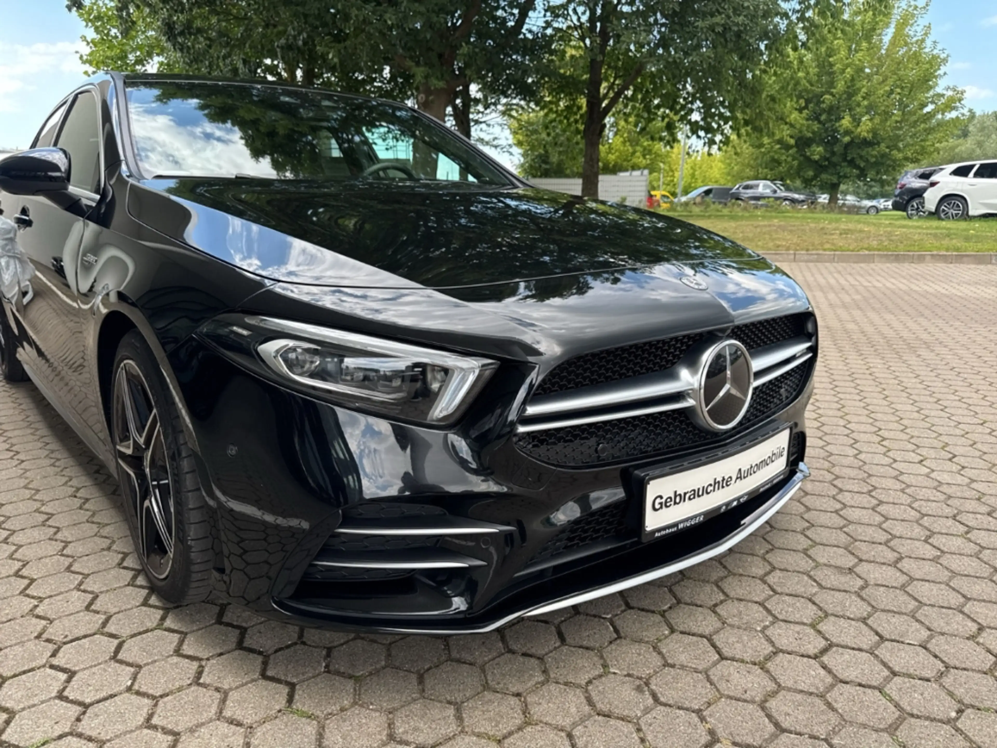 Mercedes-Benz A 35 AMG 4Matic/HUD/StandHZG/AHK/Burmester Sound — photo 6