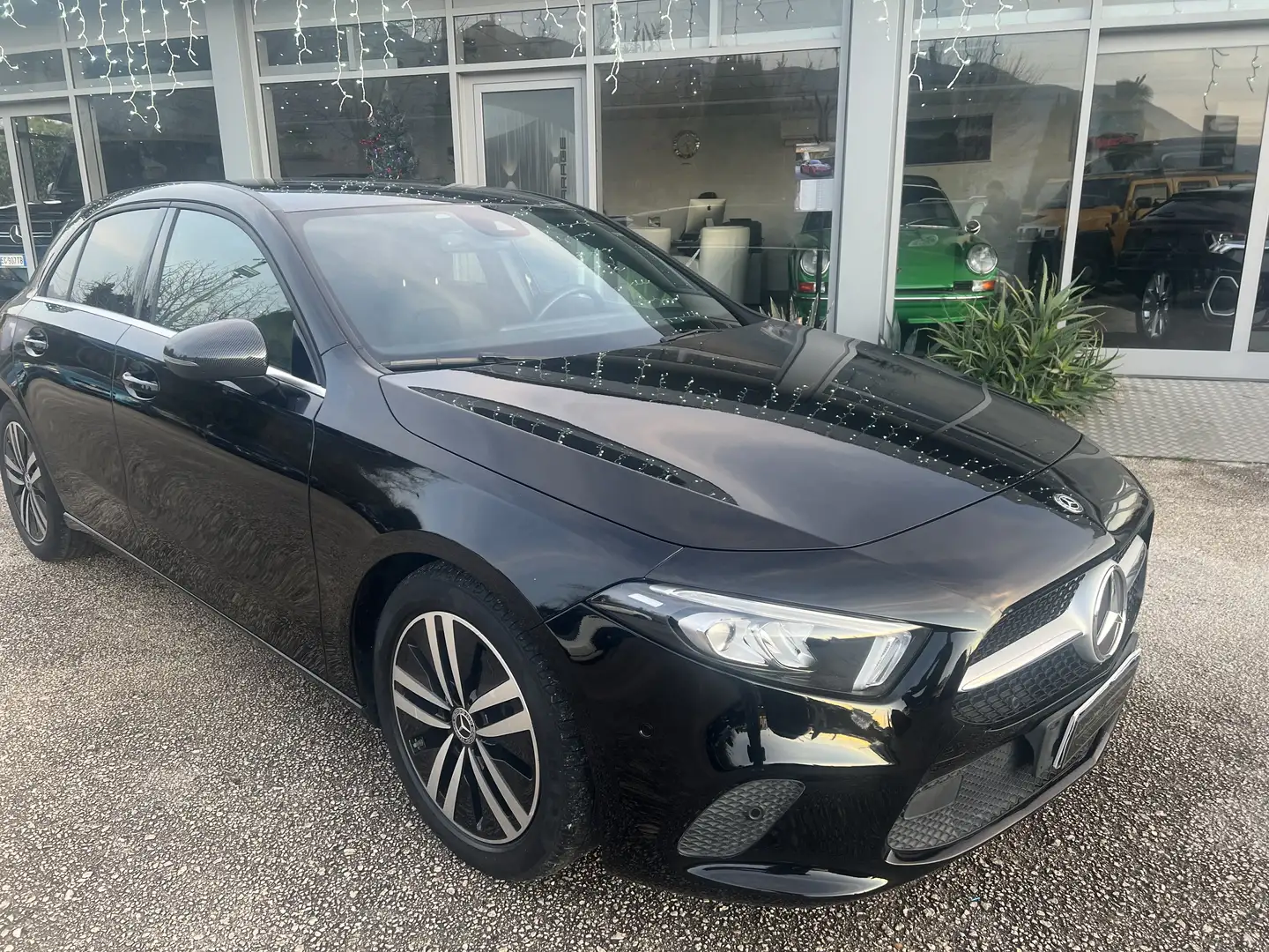 Mercedes-Benz A 180 Classe A - W177 2018 d Premium auto Schwarz - 1