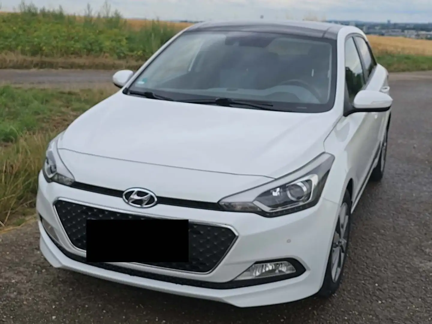 Hyundai i20 i20 1.4 Style bijela - 1