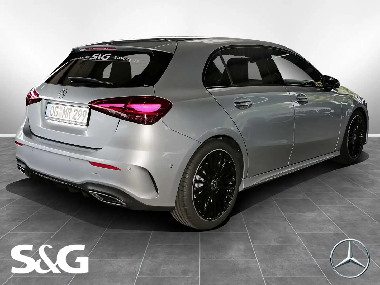 Mercedes-Benz A 200 AMG Nighz+MBUX+RüKam+M-LED+Totwink+DAB+19 Silber - 2