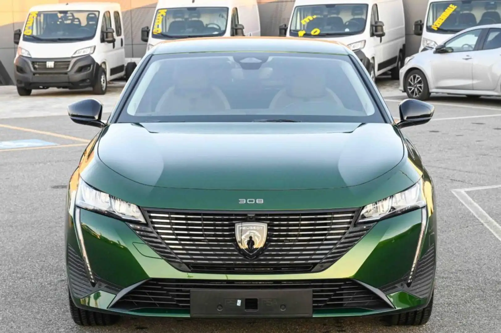Peugeot 308 Hybrid 136 e-DCS6 Allure zelena - 2