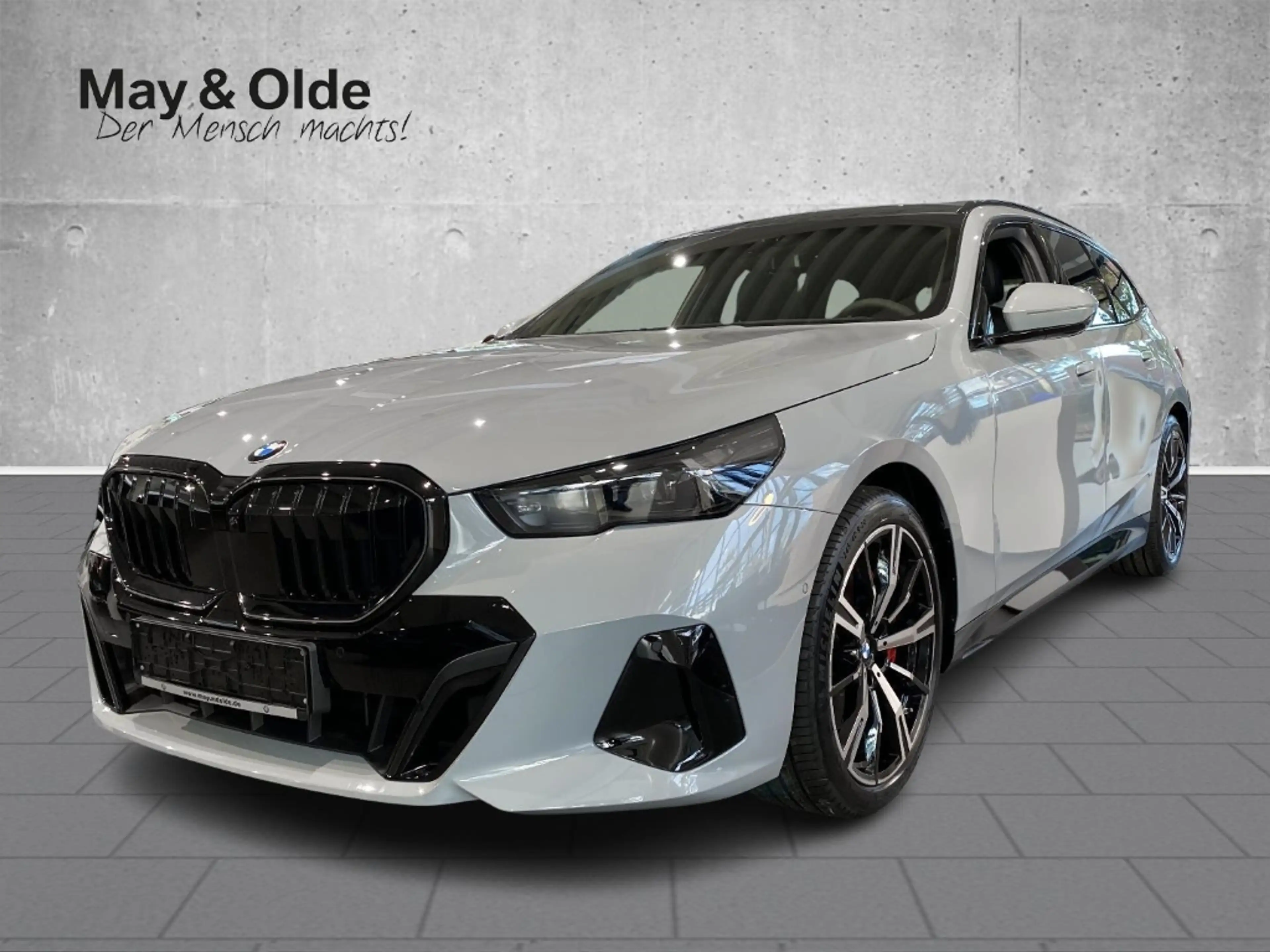 BMW 540 D XDRIVE Sportpaket HUD AD StandHZG AHK-klappbar E