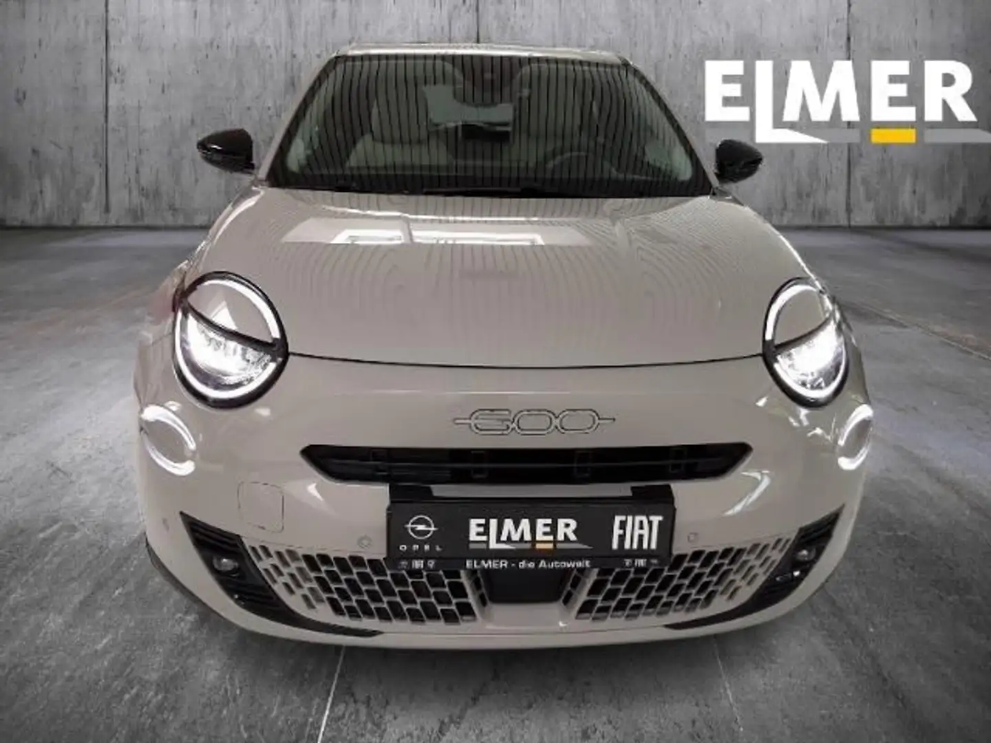 Fiat 600e 115 kW La Prima - Leder - Massage Sitz - AC Beige - 2