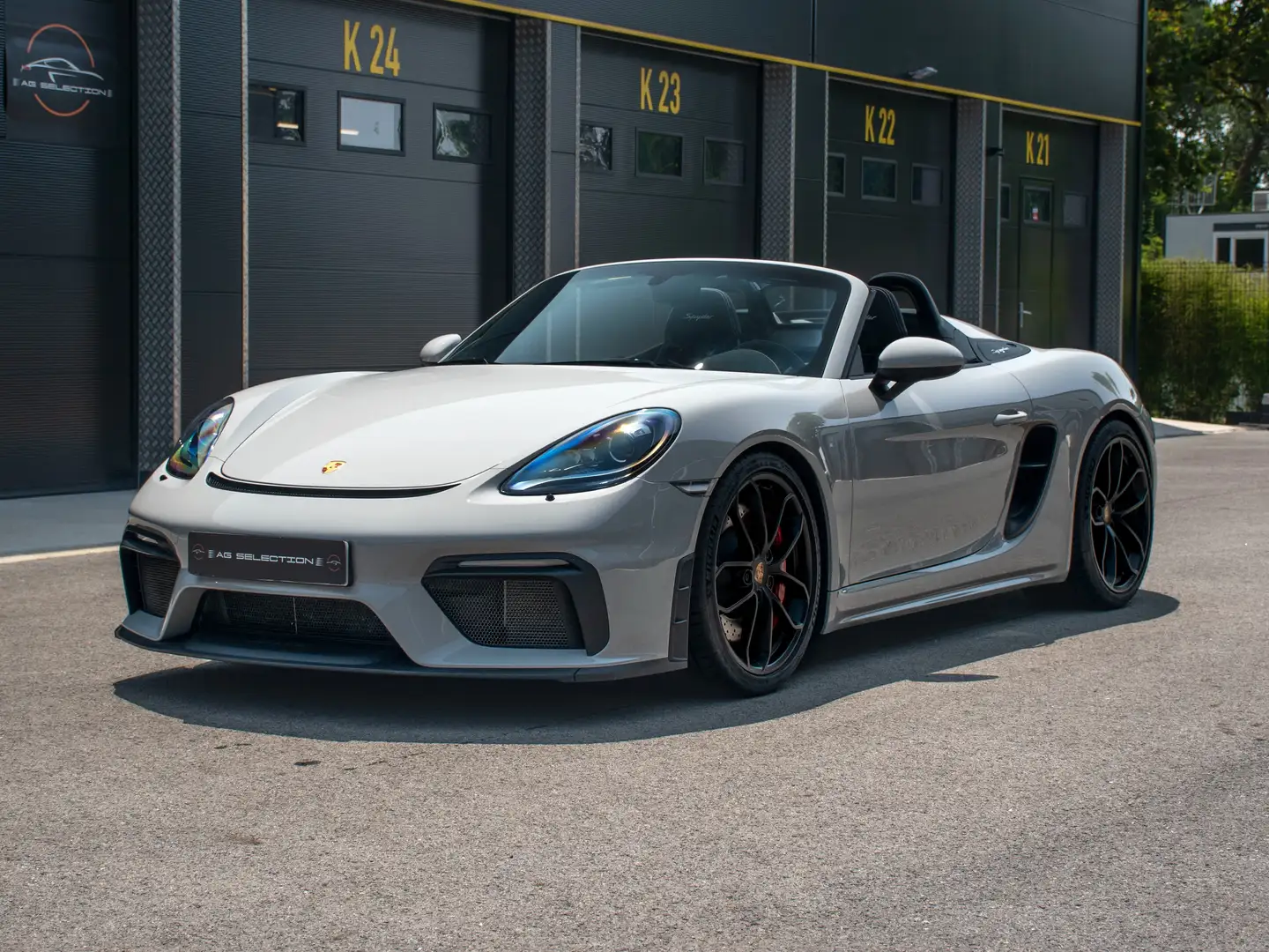 Porsche 718 Spyder 4.0i 420 ch Grijs - 2