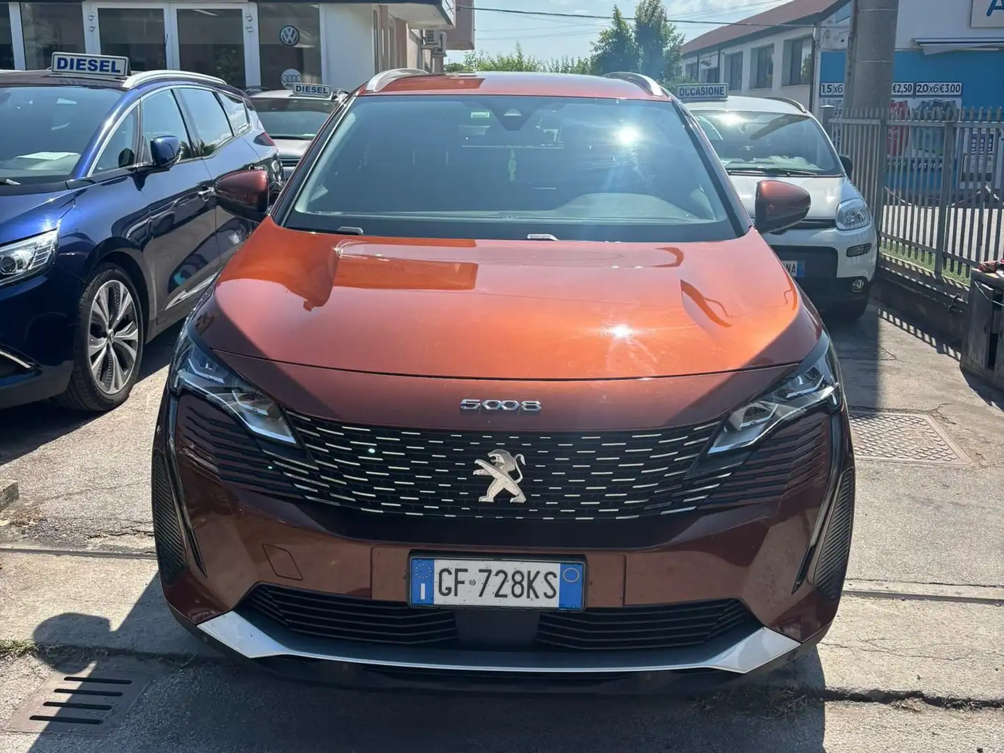 Peugeot 5008 5008 1.5 hdi Allure Pack 7 POSTI NESSUN VINCOLO Bruin - 1