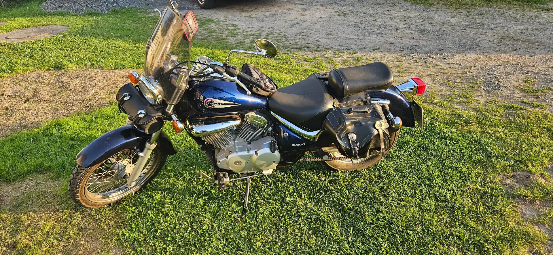 Suzuki Intruder C Modrá - 2