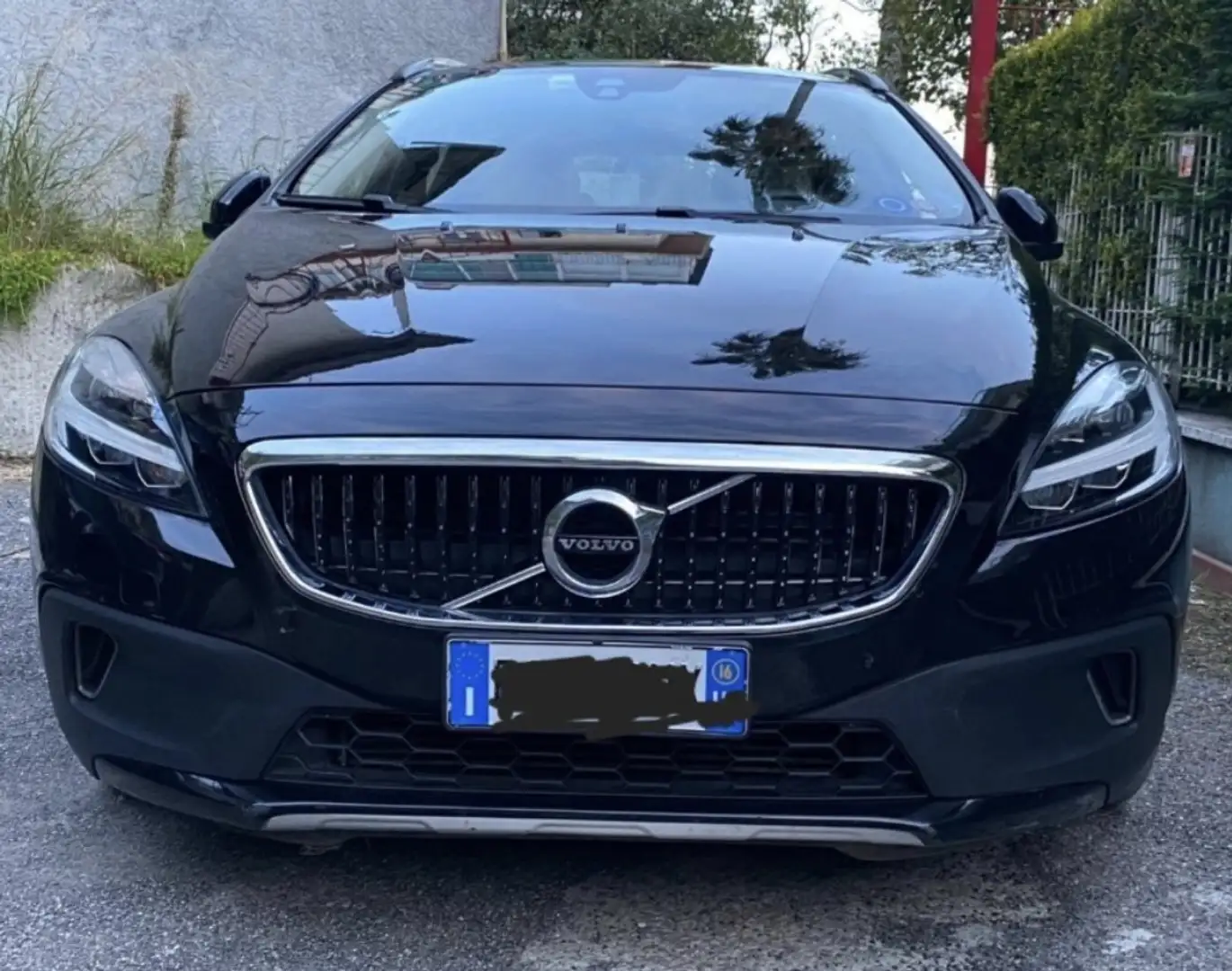Volvo V40 Cross Country Zwart - 1