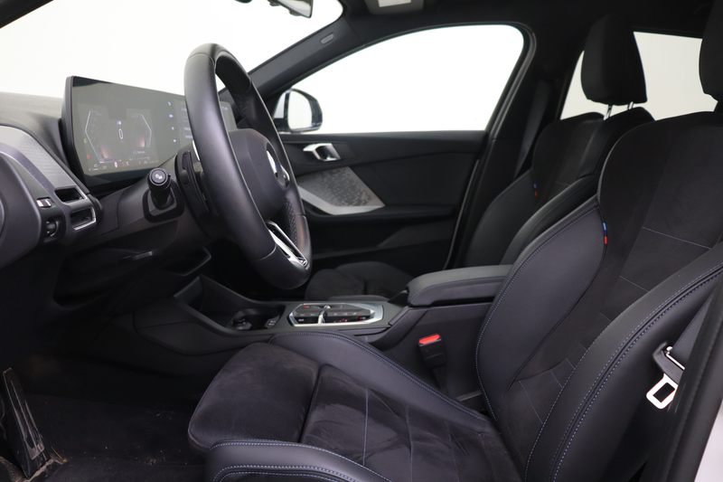 BMW 120 1 Serie M Sport Automaat / Trekhaak / Sportstoelen — photo 12