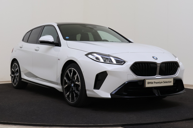 BMW 120 1 Serie M Sport Automaat / Trekhaak / Sportstoelen — photo 13
