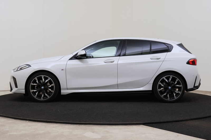 BMW 120 1 Serie M Sport Automaat / Trekhaak / Sportstoelen — photo 14