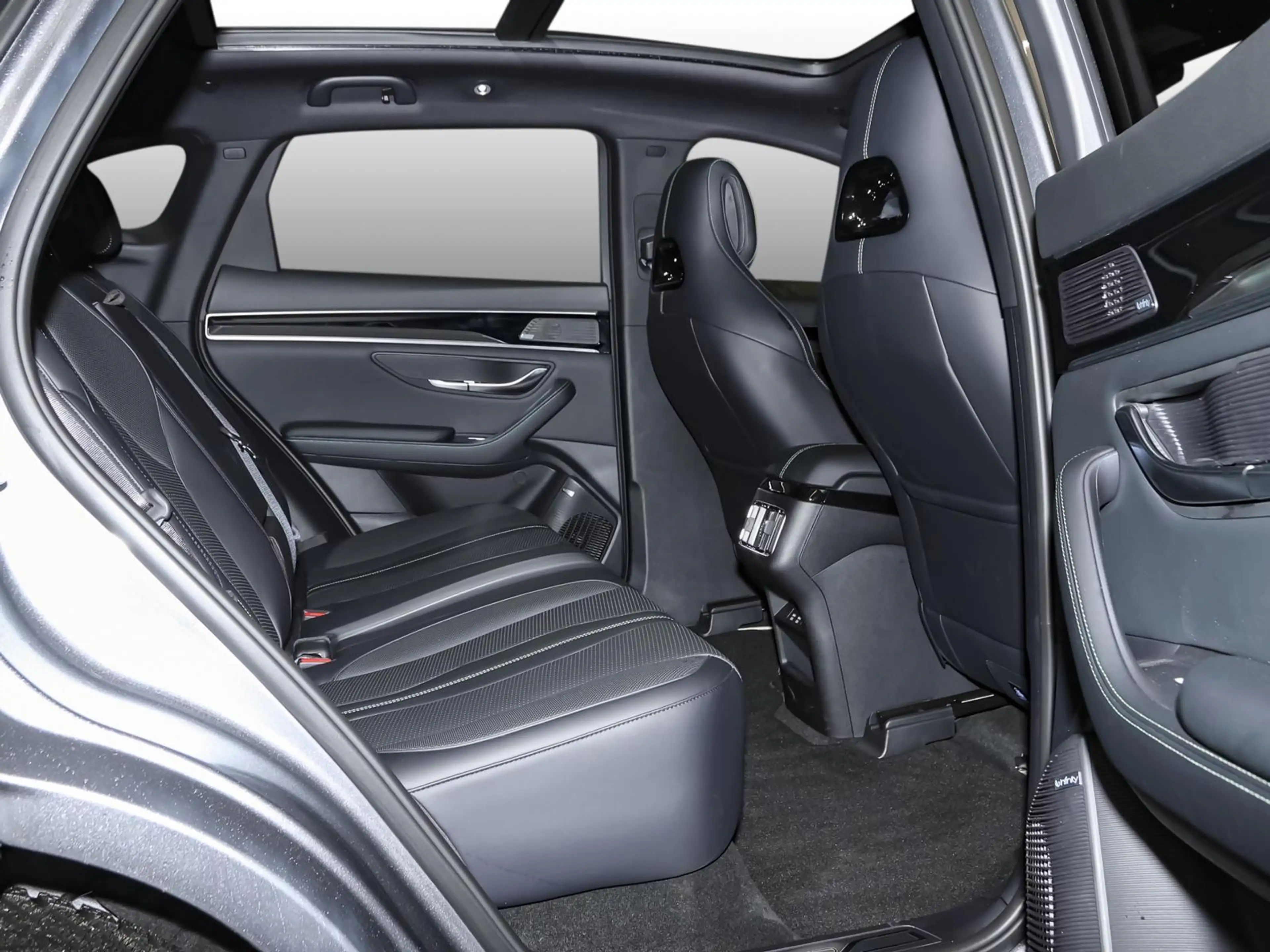 BYD Seal U DM-i Boost LEDER SD NAVI SHZ PDC KLIMA BT — photo 5