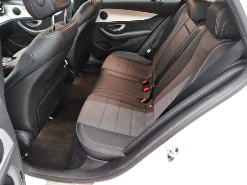 Mercedes-Benz E 220 T d Avantgarde Night Navi Widescreen RFK — photo 13