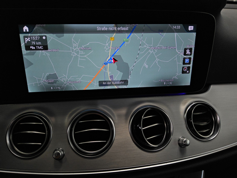 Mercedes-Benz E 220 T d Avantgarde Night Navi Widescreen RFK — photo 7