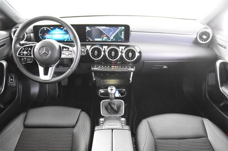 Mercedes-Benz CLA 180 *1.Hand*T-Leder*Kamera*Navi* — photo 2