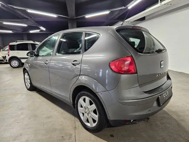 Seat Altea view 4