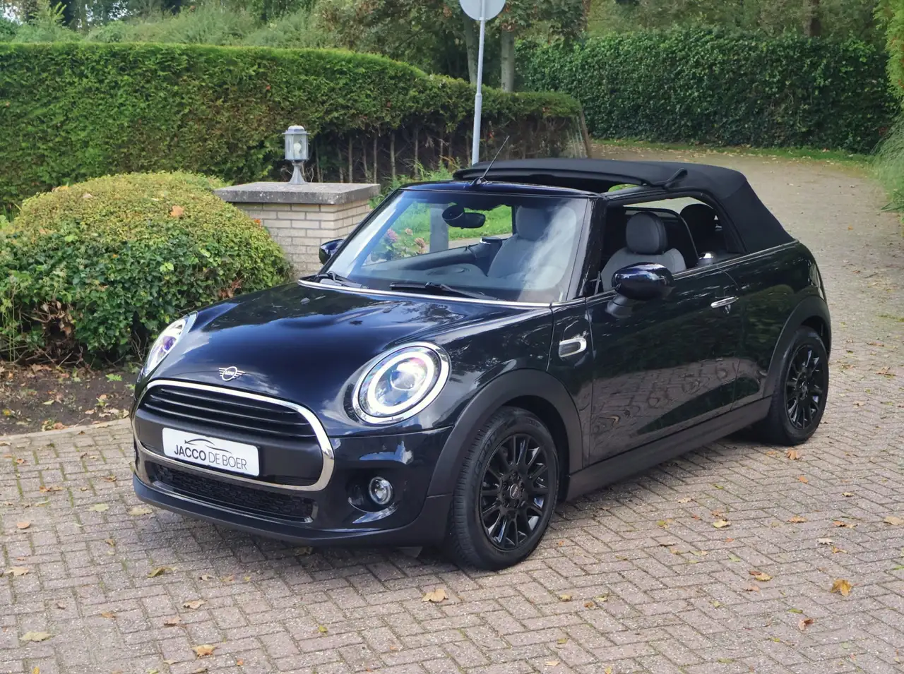 MINI Cooper Cabrio
