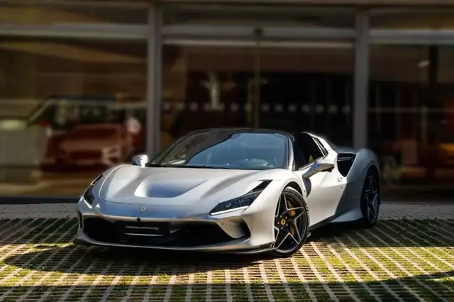 Ferrari F8 Tributo Spider