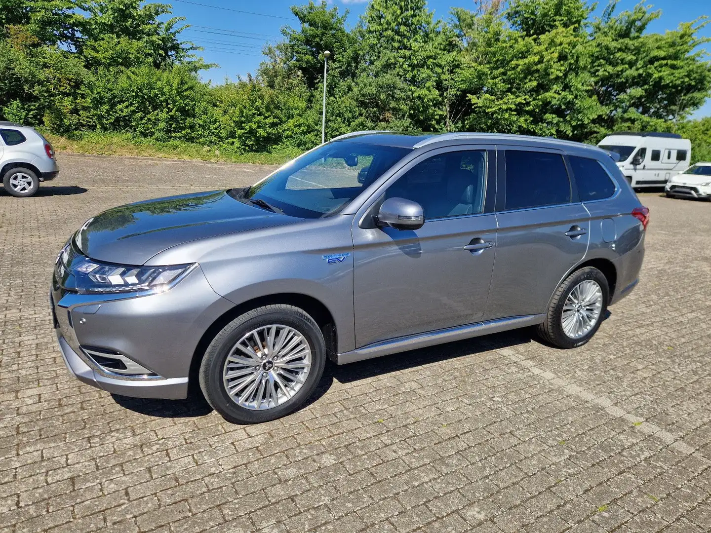Mitsubishi Outlander PHEV Top 4WD Grijs - 1