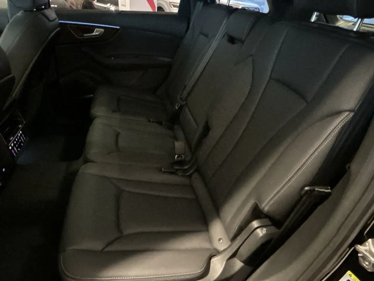 Audi Q7 снимка Audi Q7