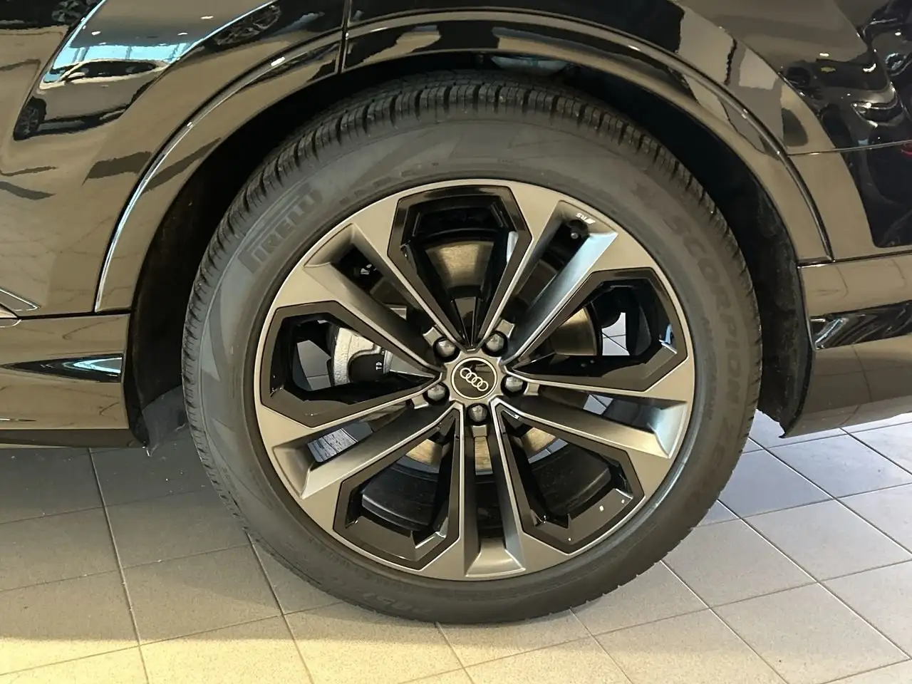 Audi Q7 снимка Audi Q7